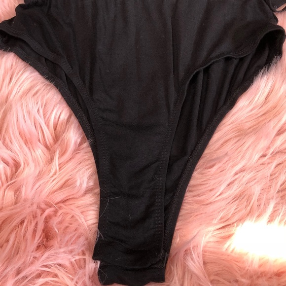 ASTR the Label wrap crossover bodysuit - Picture 7 of 9